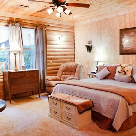 Scenic Valley Inn B&B And Event Center 曼哈顿 外观 照片