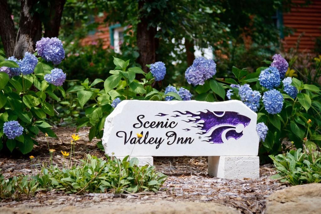 Scenic Valley Inn B&B And Event Center 曼哈顿 外观 照片